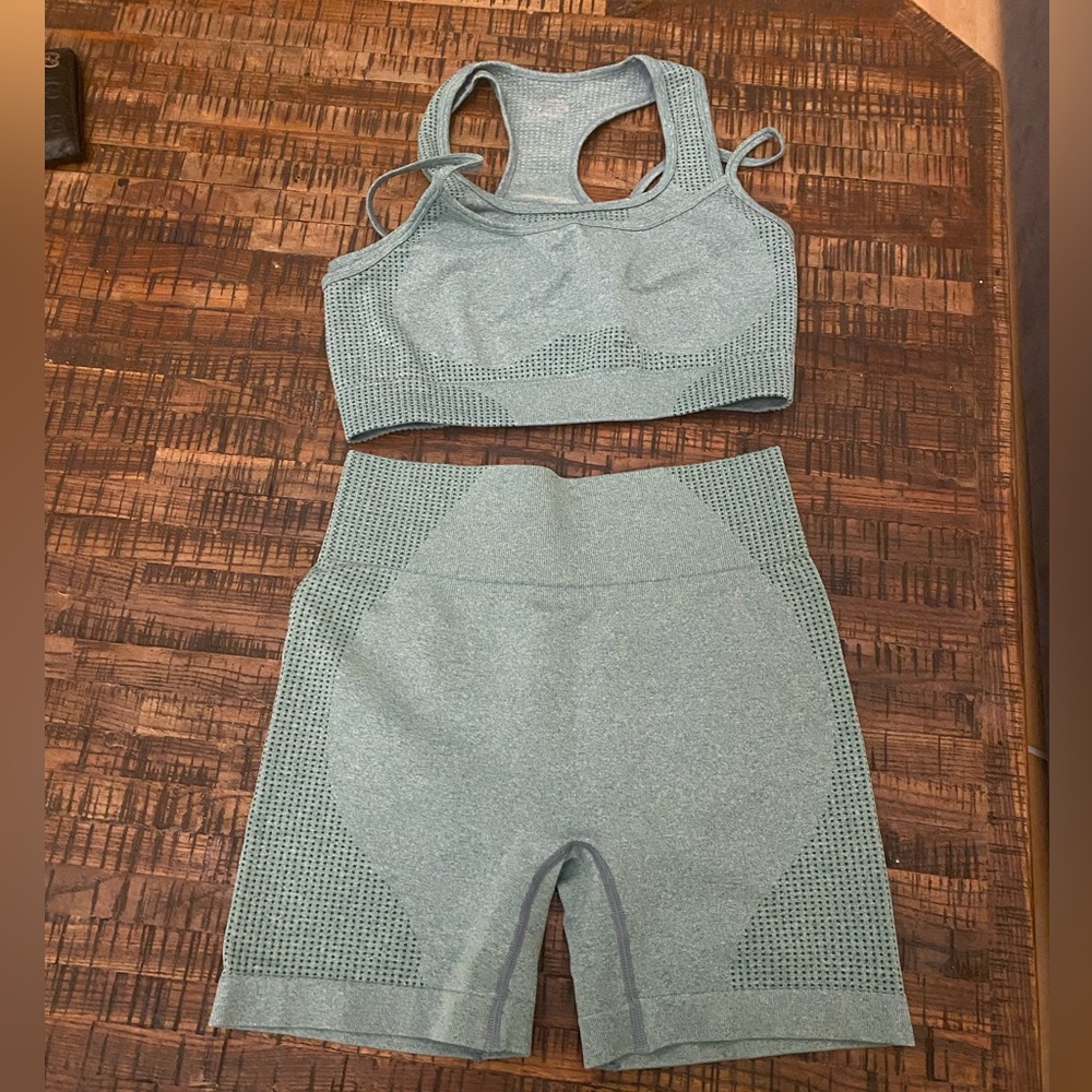 Amazon blue workout set size medium